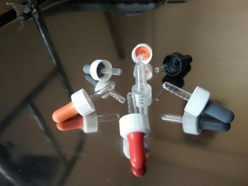 Plastic Rubber Teat Droppers - Color: Black
