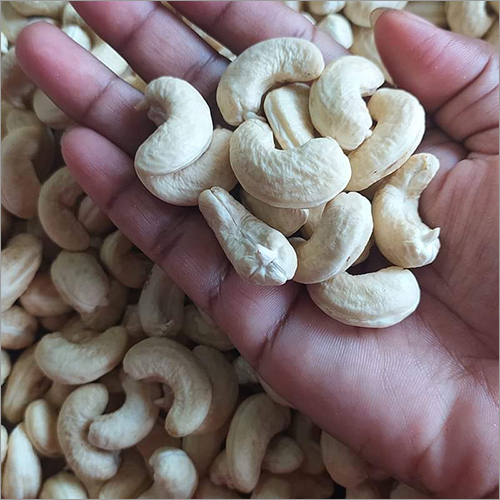 सफेद W400 काजू