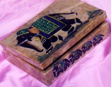 आधार रंगीन हाथी (4" x 3" और 6" x 6")