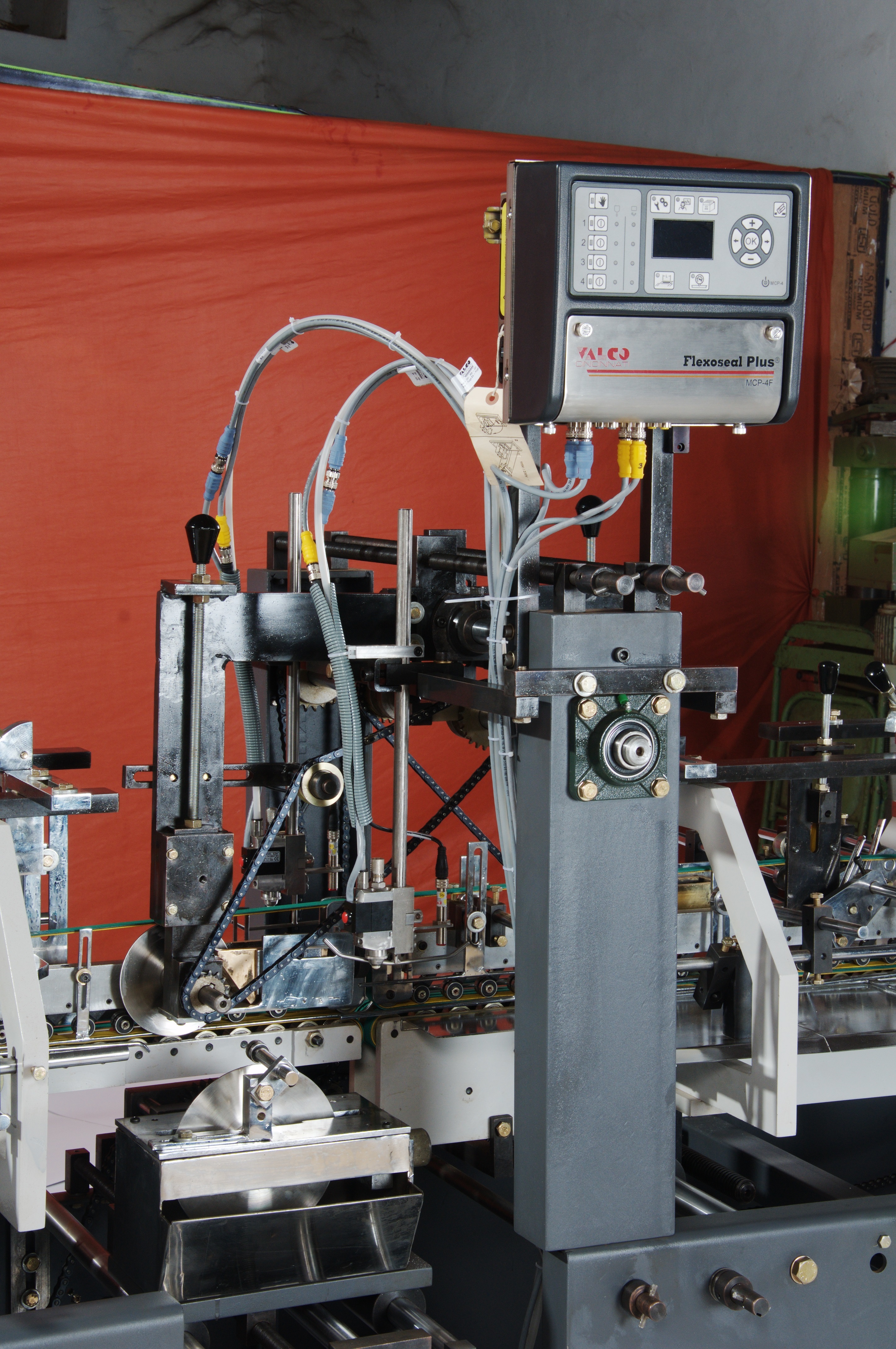 Folder Gluing Machine - Automatic Grade: Fully Automatic