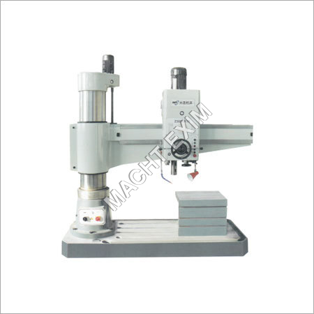 सभी गियर्स वाली रेडियल ड्रिलिंग मशीन