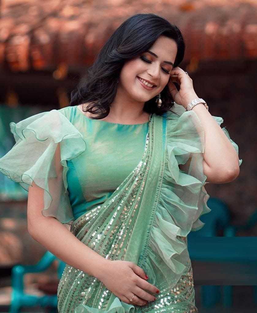 Party Wear Georgette Saree With Embroided