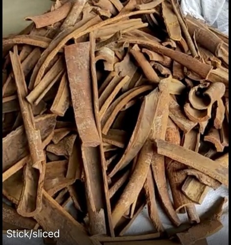 Cinnamon Stick - Premium Quality Cinnamon Bark, Rich Brown Color, Single Polished Sticks, Splits, Rolls with Rich Fragrance and Flavor