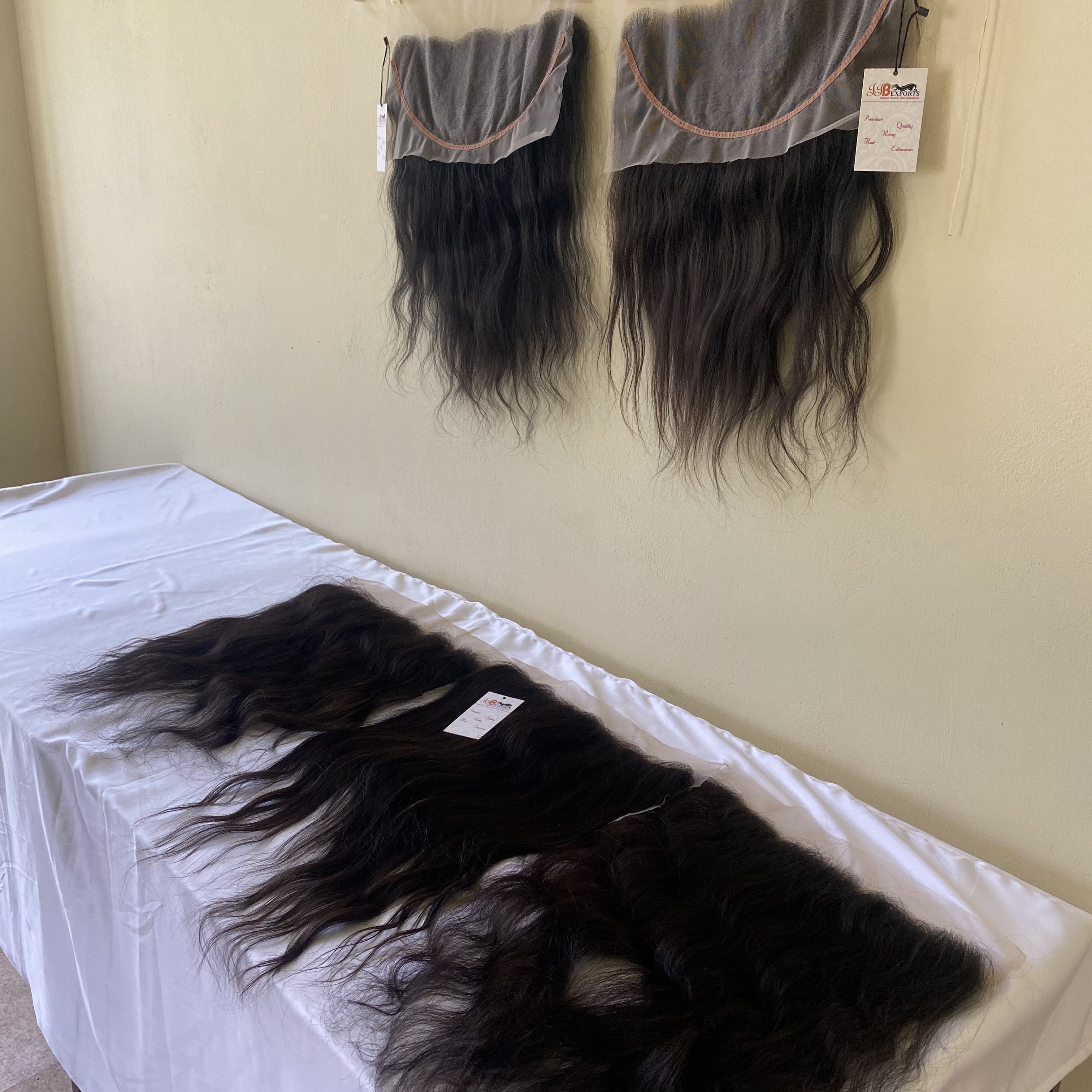 Wholesale Price 13x4 13x6 Lace Frontal Indian Human Virgin Remy Wavy/straight Hair - Color: Natural Black