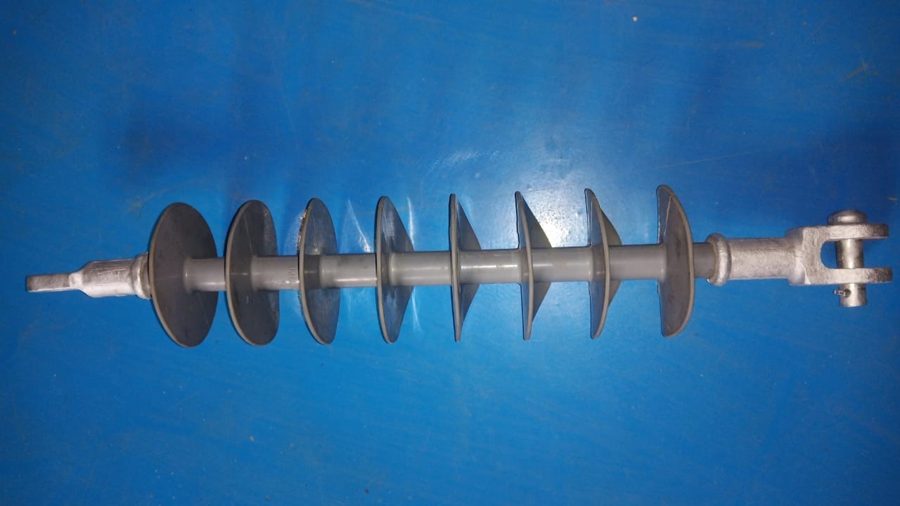 33 Kv Polymer Disc Insulator - Silicon Rubber Composite, 70 Kn Capacity, Grey Color, Iec Specifications, Suitable For Distribution Line & Substation