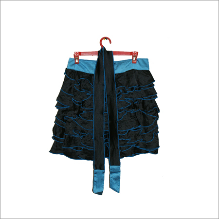 नक़्शाकारी वाली स्कर्ट्स