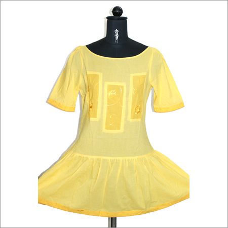 डिज़ाइनर लेडीज़ टॉप्स