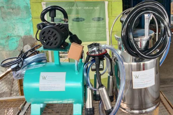 Nano Milking Machine