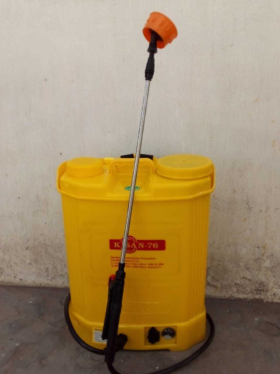 Byattery With Manual Sprayer