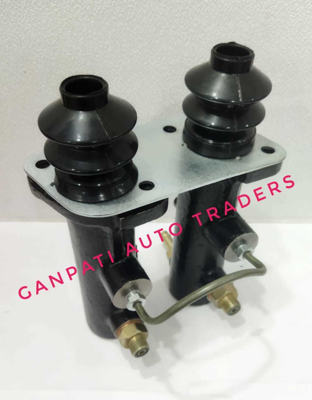Black Jcb Master Cylinder Cat