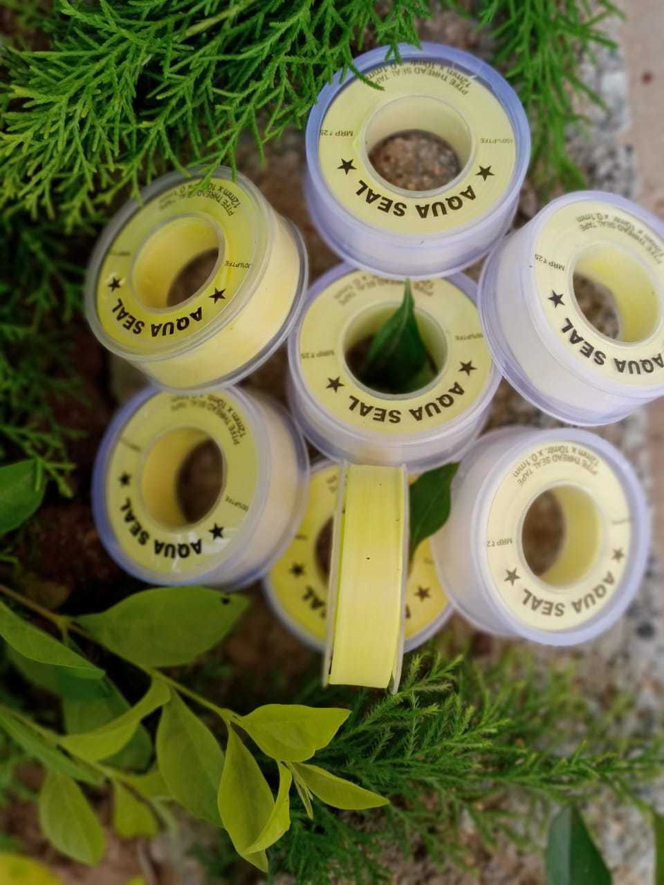 Aqua Seal Density: 0.30 Gram Per Cubic Meter (G/m3)