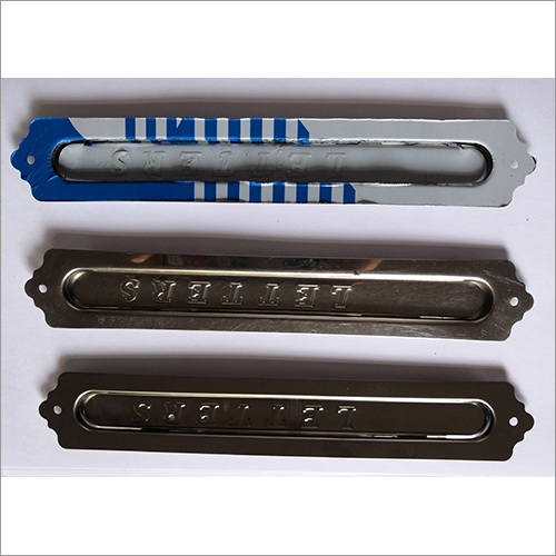 लेटर स्लॉट स्ट्रिप