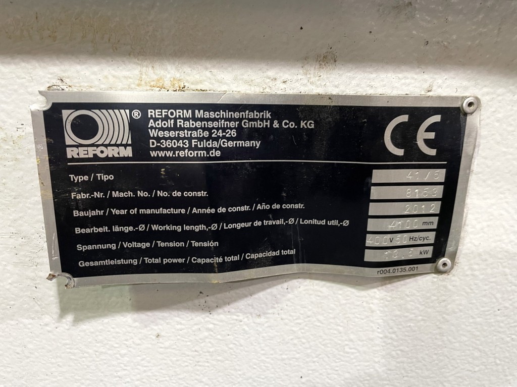 Reform 41/5 Knife Grinding Machine - 4100 Mm Length, 250 Mm Width | Easy Installation, Minimum Maintenance, Durable Performance