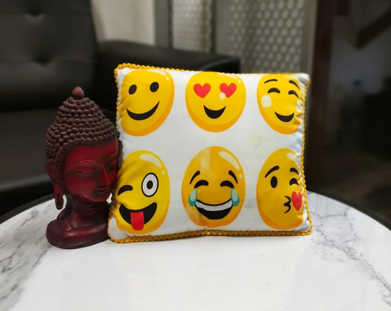 Expression Emoji Printed Cushion Cover With Filler Size 30*30cms