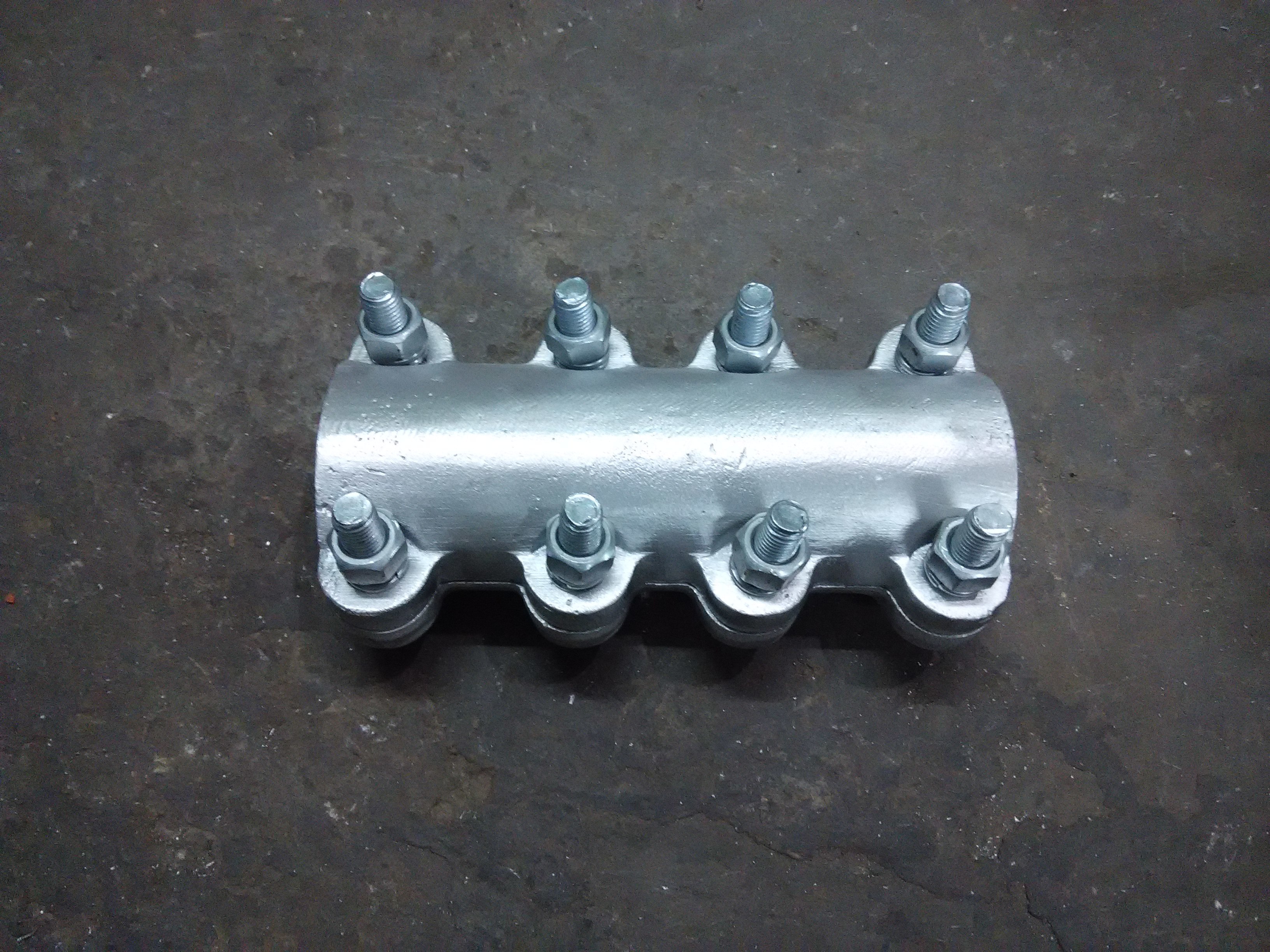 Aluminium Bus Coupler - 11 To 400 Kv, Silver | A-6 Grade Material, 600-2000 Amps, Is Specifications Conformance, Fitted With G.i. Bolts & Nuts