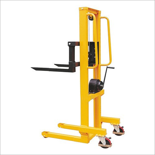 Industrial Ss Manual Winch Stacker Lifting Capacity: 500 Kilograms (Kg)