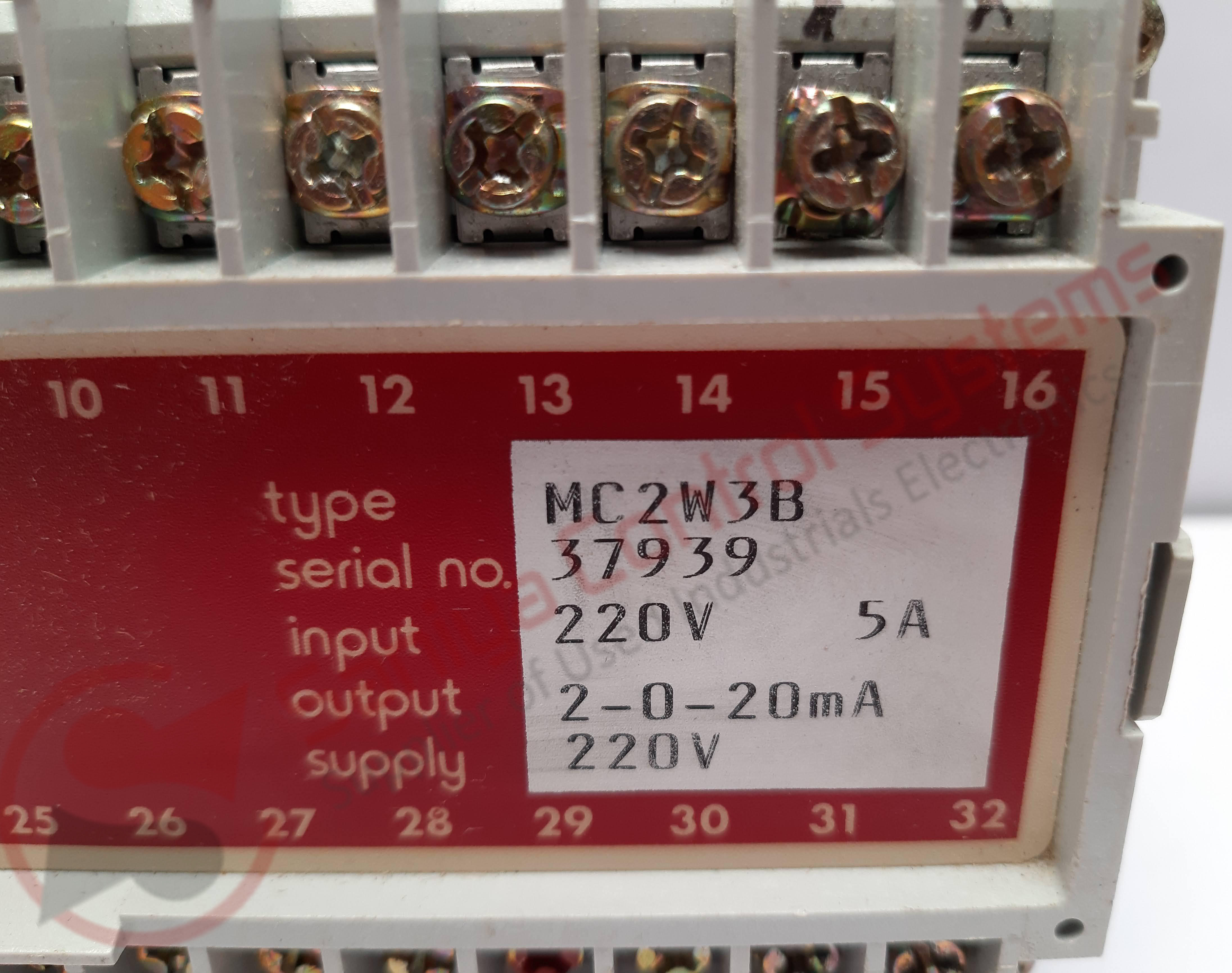 Megacon Contact Instrument - 14x15x8 Cm, Red | 220v 5a Input, 2-0-20ma Output, 882g Weight, New Boxpack With Minor Crack