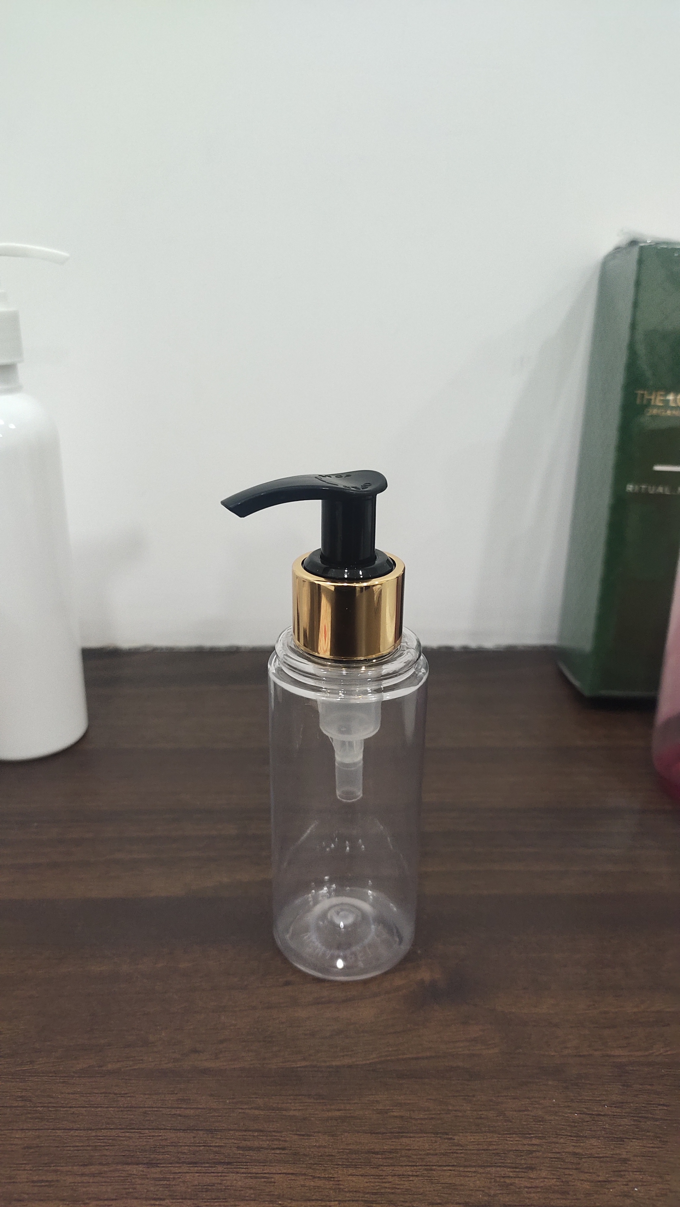 White 100 Ml Empty Refillable Pet Bottles
