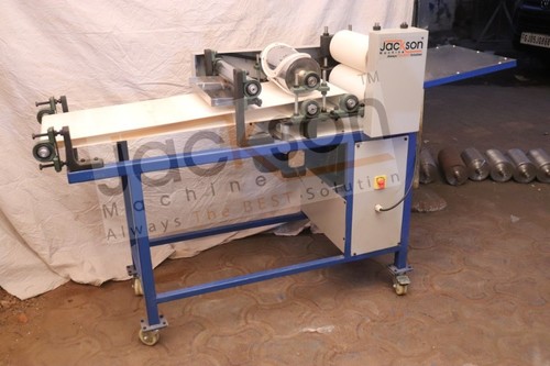 Automatic Papad Making Machine Capacity: 700 Pcs/Hrs Kg/Hr