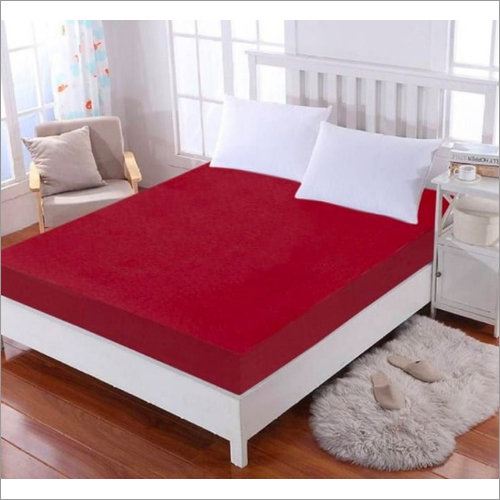 Mattress Protector - Polyester Queen Size Fitted Cover, Red Color, 16 Inch Depth, 300 Thread Count, 1 Year Warranty