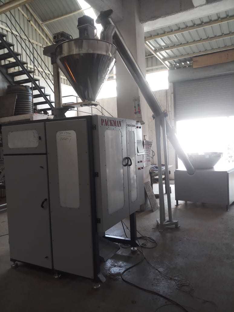 Powder Base Flour Packing Machine