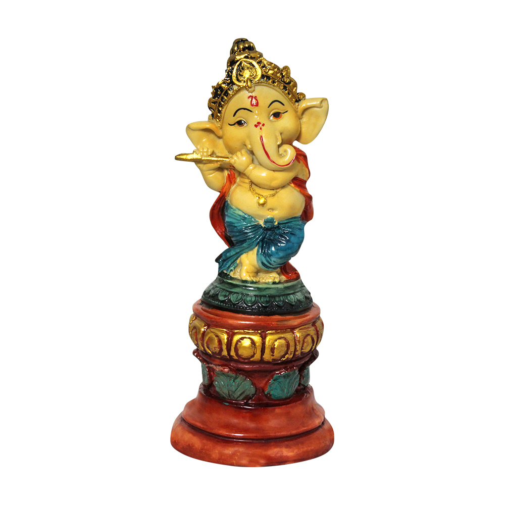 Painting Bal Ganesha Statue