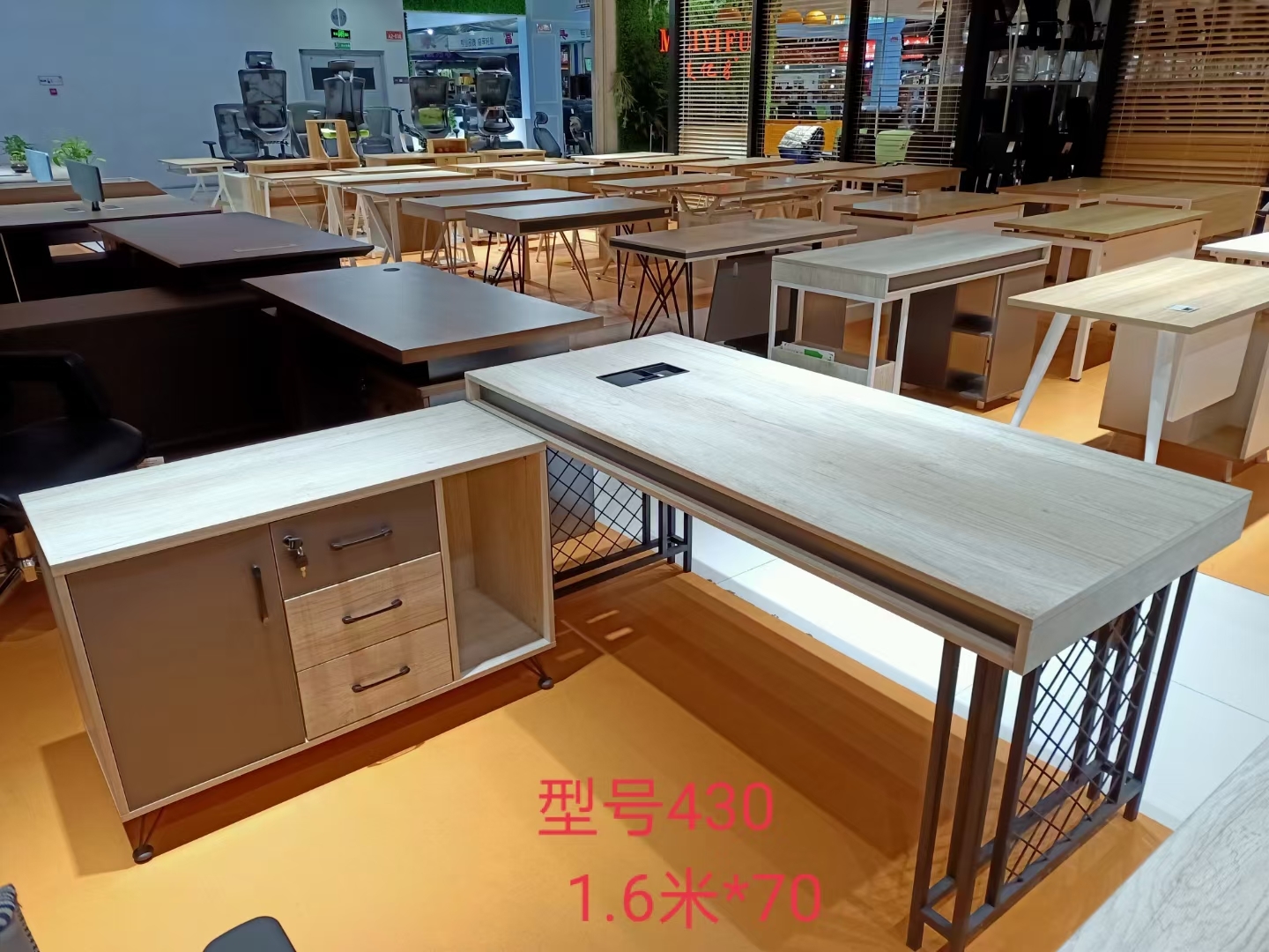 Particle Board & Iron Frame High Quality Ergonomic Modern Office Furniture Standing Stand Up Office Desk With Drawer