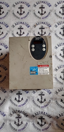 श्नाइडर एलएक्सएम05एडी22एन4