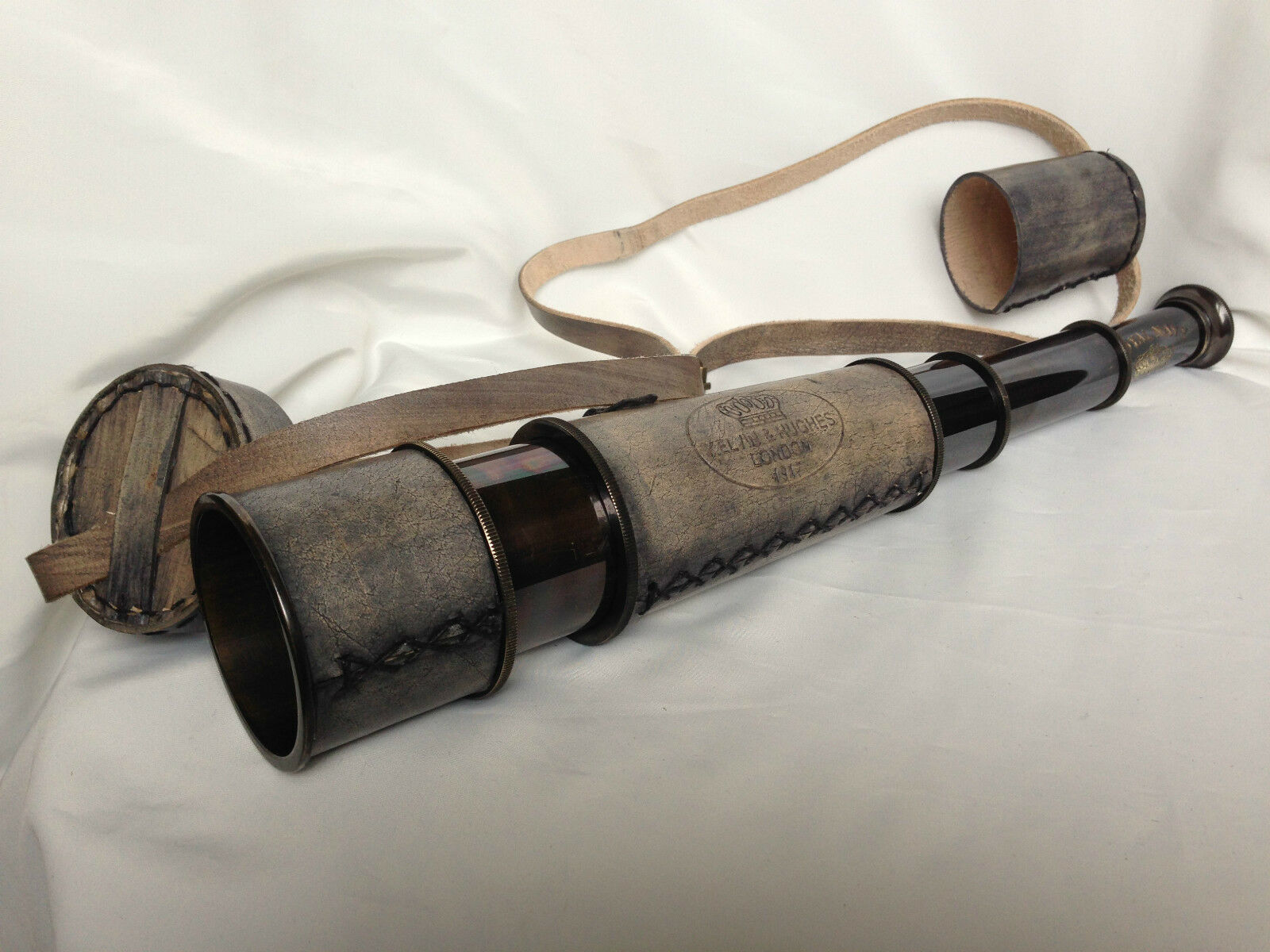 18 Inch Nautical Marine Spyglass Ww1 Brass Telescope With Leather Case View Angle: Straight
