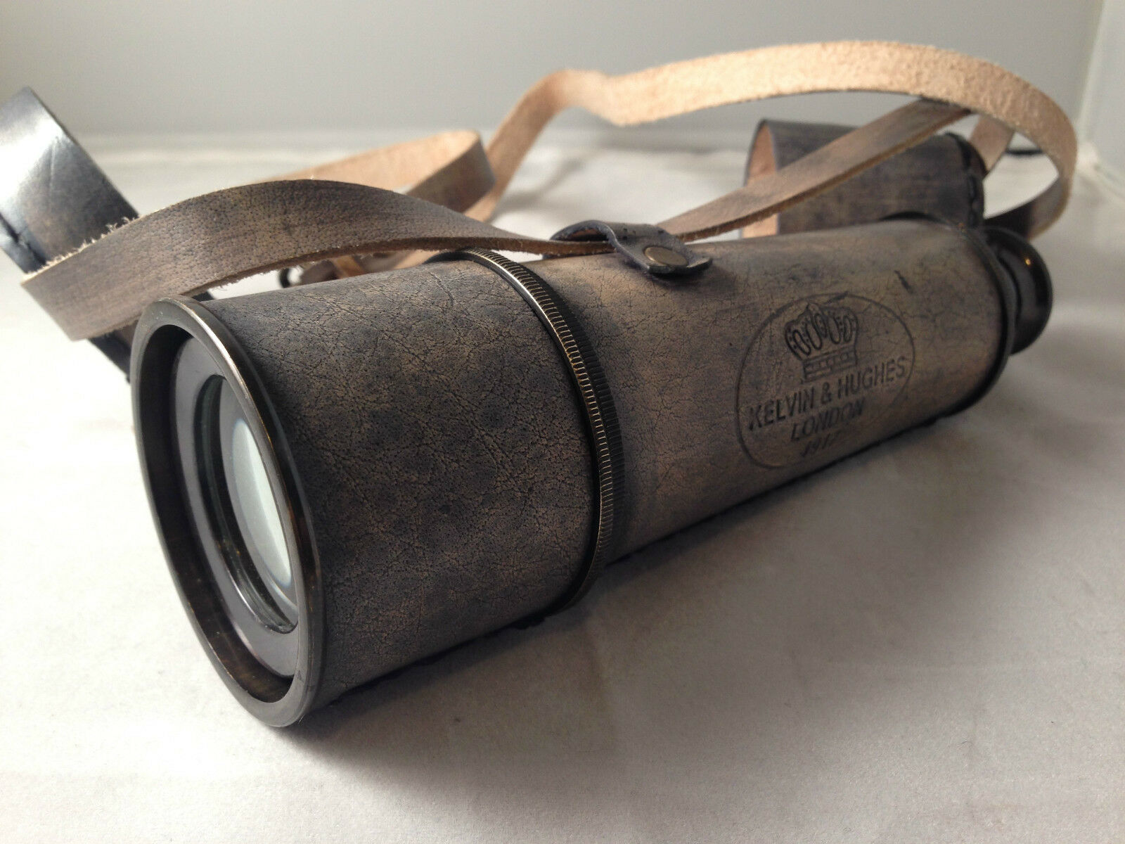 18 Inch Nautical Marine Spyglass Ww1 Brass Telescope With Leather Case View Angle: Straight