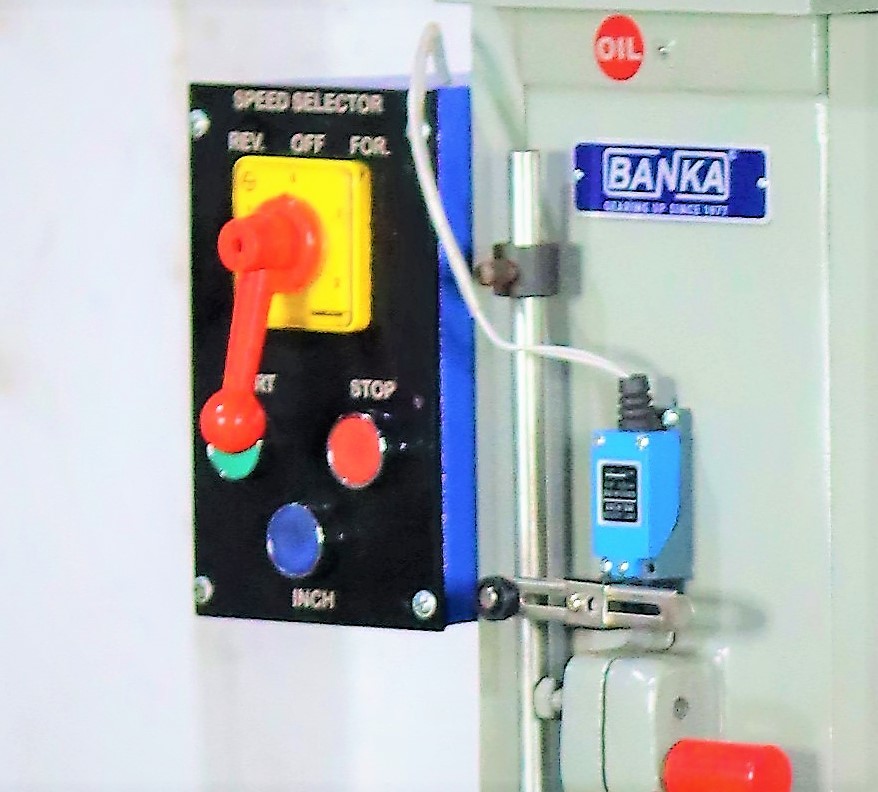 Semi-automatic Geared Pillar Drill Machine 38 Mm