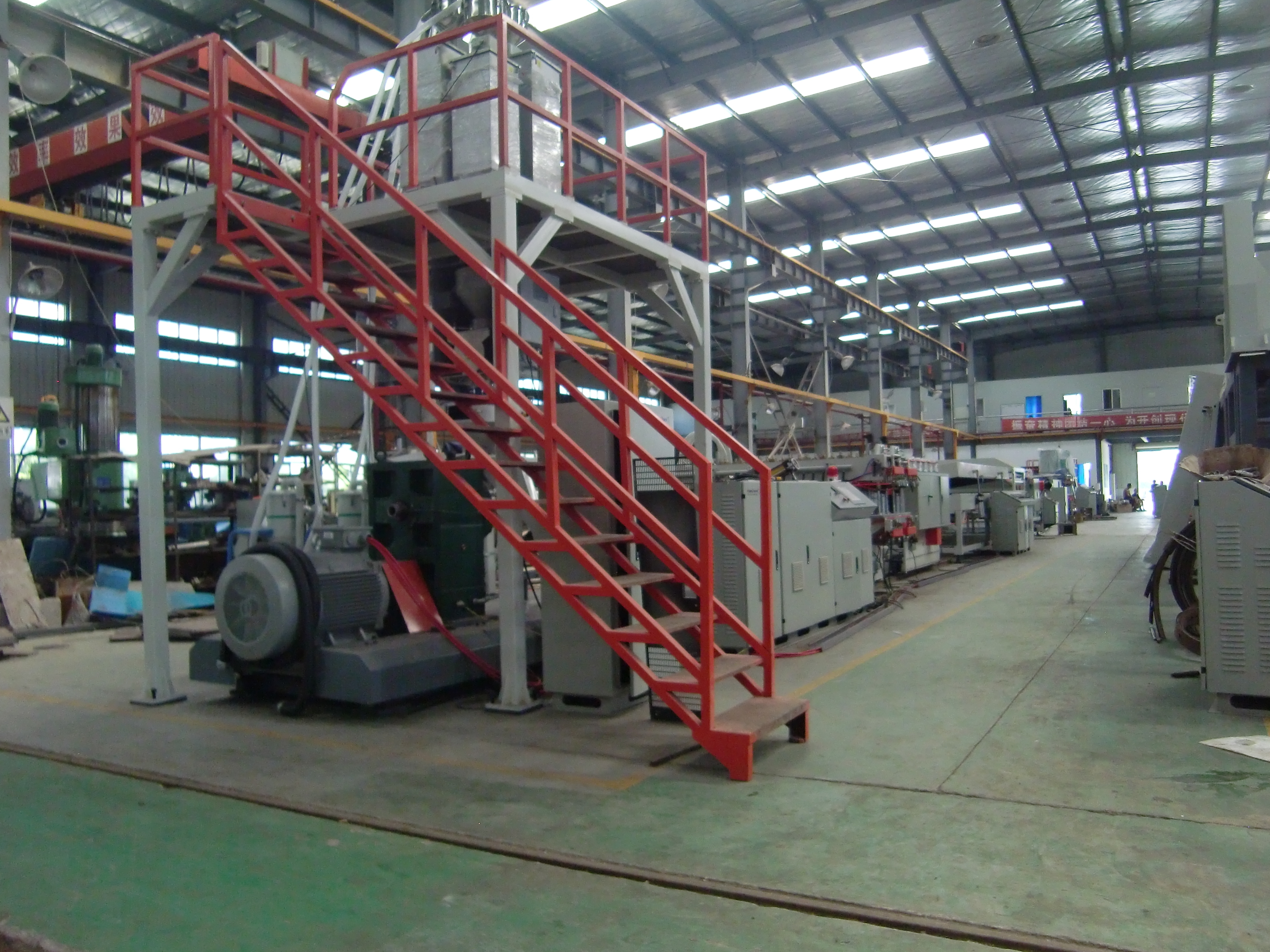 Hollow Building Formwork Machine - Metal, 400 Kg/hr Capacity, Customized Color, Plc Control System | Automatic Operation, 120mm Screw Diameter, 2-year Warranty, Direct Drive Type, Comprehensive Service Package