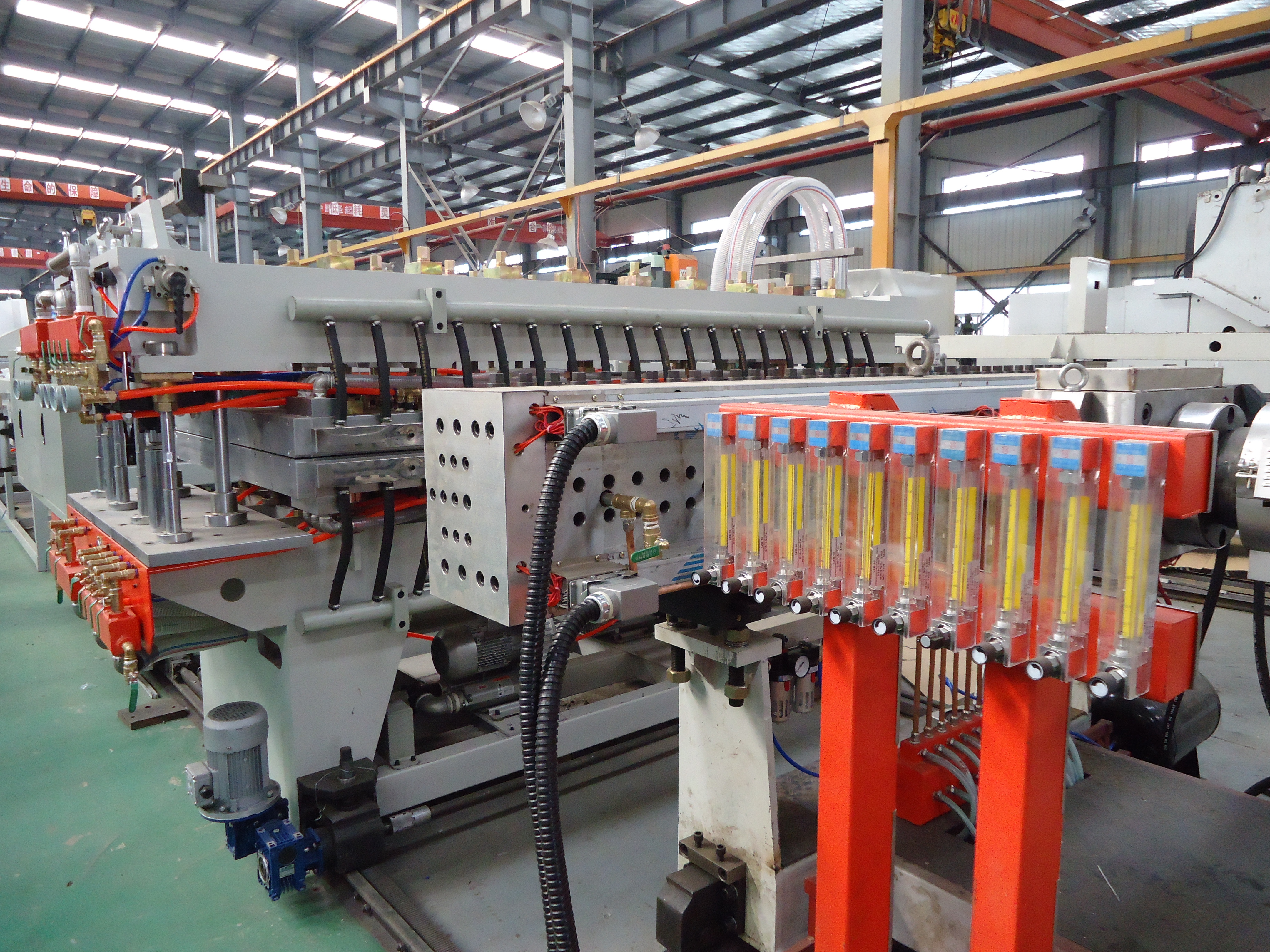 Hollow Building Formwork Machine - Metal, 400 Kg/hr Capacity, Customized Color, Plc Control System | Automatic Operation, 120mm Screw Diameter, 2-year Warranty, Direct Drive Type, Comprehensive Service Package
