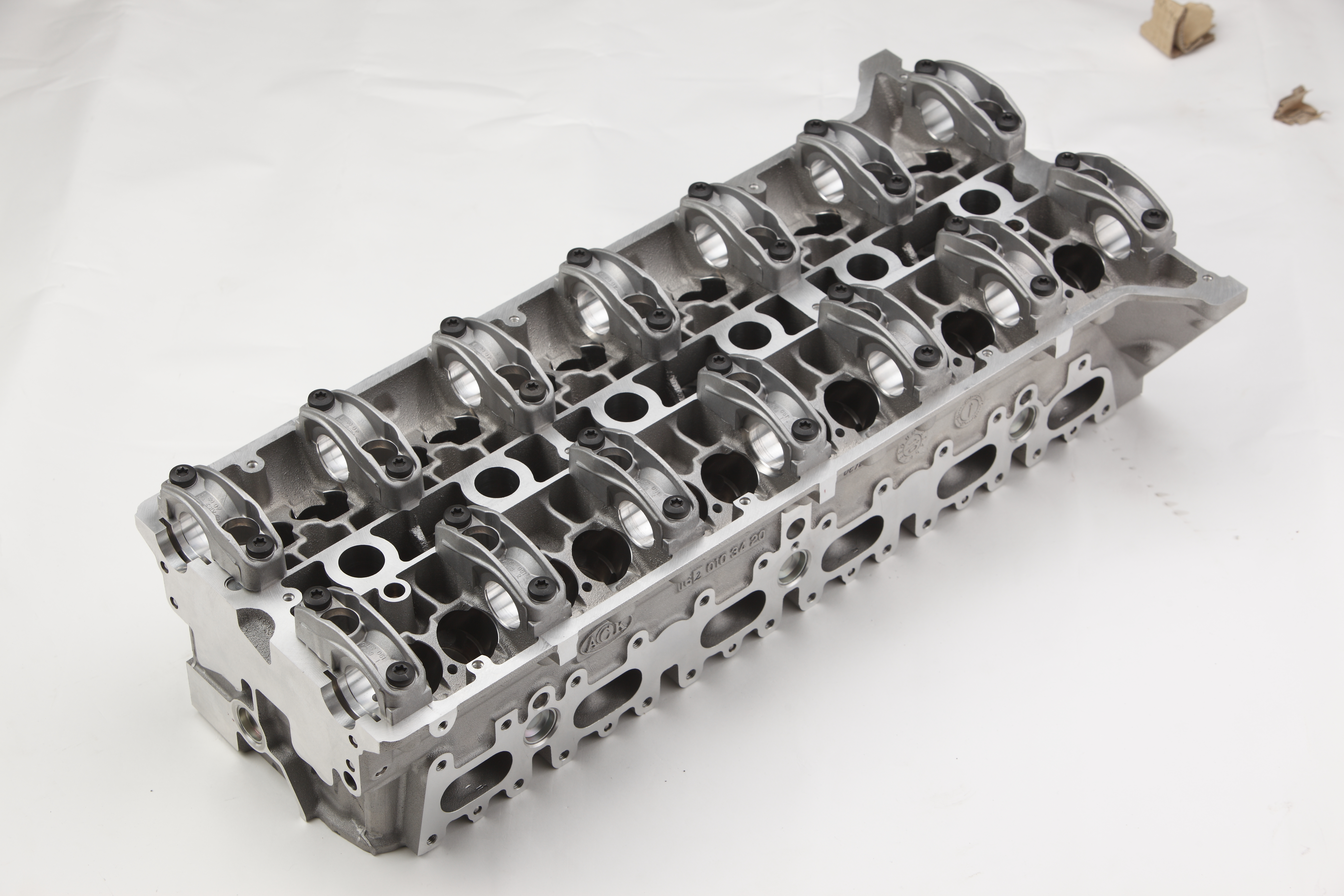 Cylinder Head - Dohc 1-6 Cylinder Gasoline & Diesel, Valve Seat & Guide Integration, Low Pressure Aluminum Casting