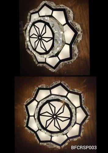 क्रिस्टल स्पॉटलाइट