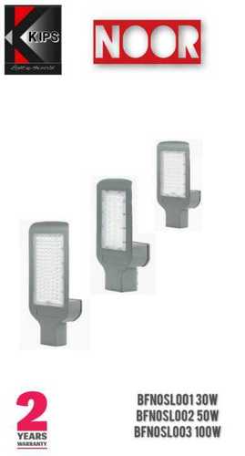 एलईडी स्ट्रीट लाइट