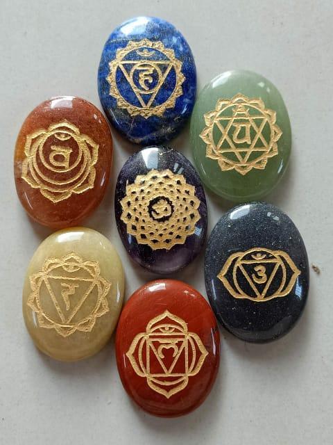 7 Chakra Stones Set - Gemstone Palm Stone 20mm X 25mm, Carved Jade, Feng Shui Theme For Love, Eco-friendly Collection & Gift