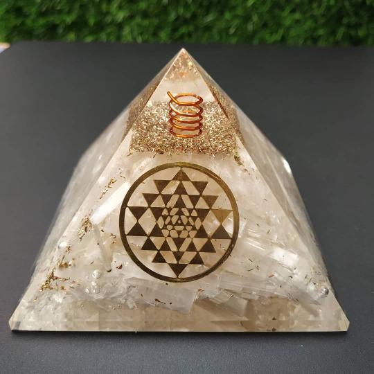 Organe Pyramid Grade: Aa