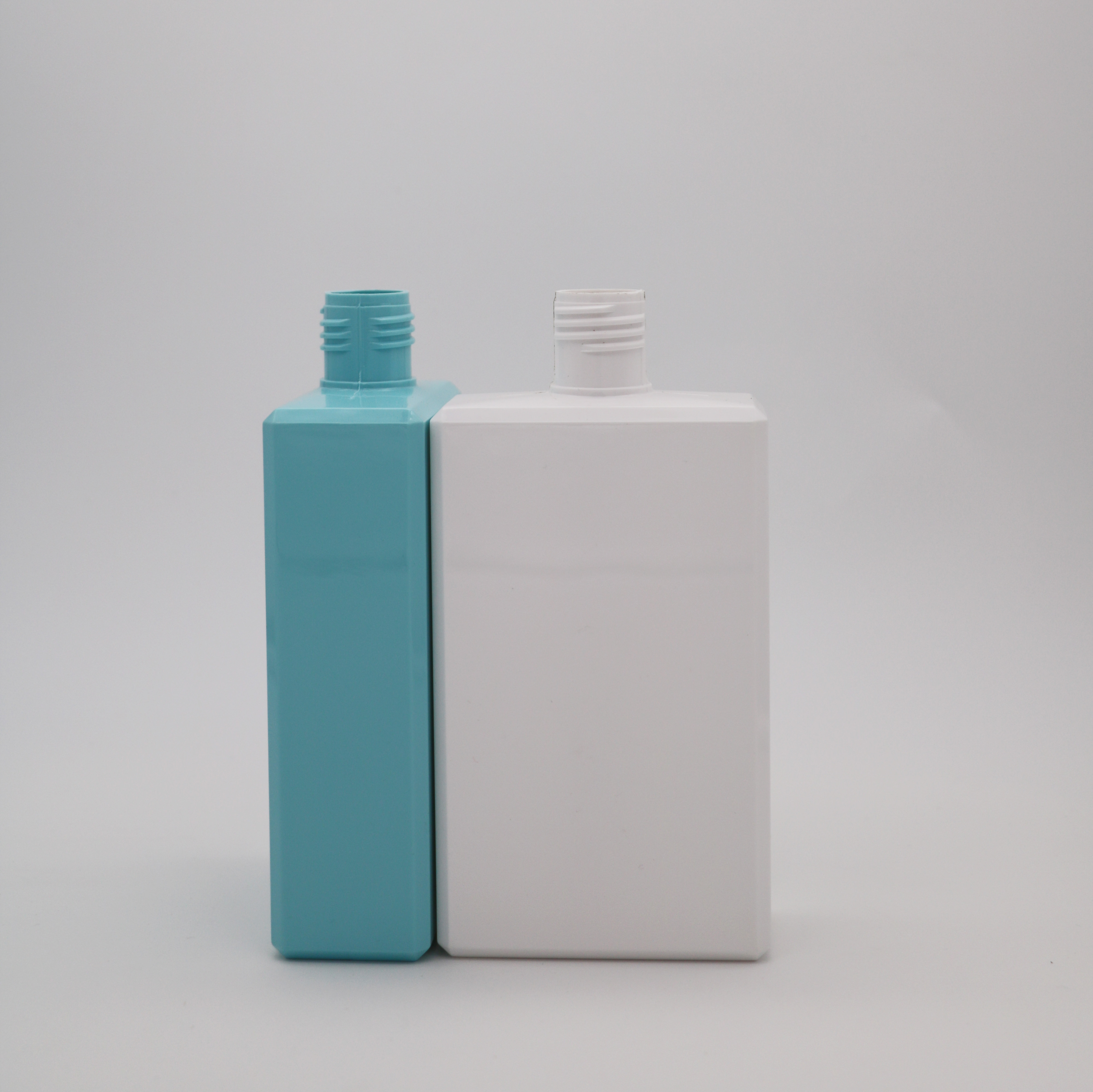 250 Ml Square Lotion/shampoo/conditioner Bottle - Pet Material, 250 Ml Capacity, Custom Color, Pump Screw Cap | Hot Stamping, Screen Printing, 3000 Pcs/min