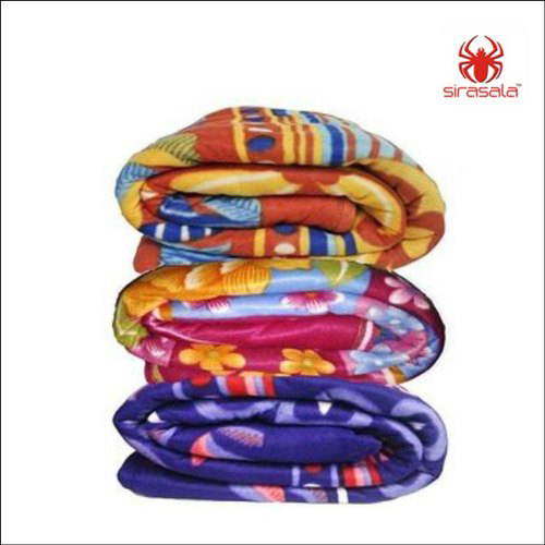 ऊनी चादरें