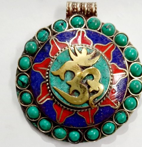 Hindu Om Pendants Gender: Women
