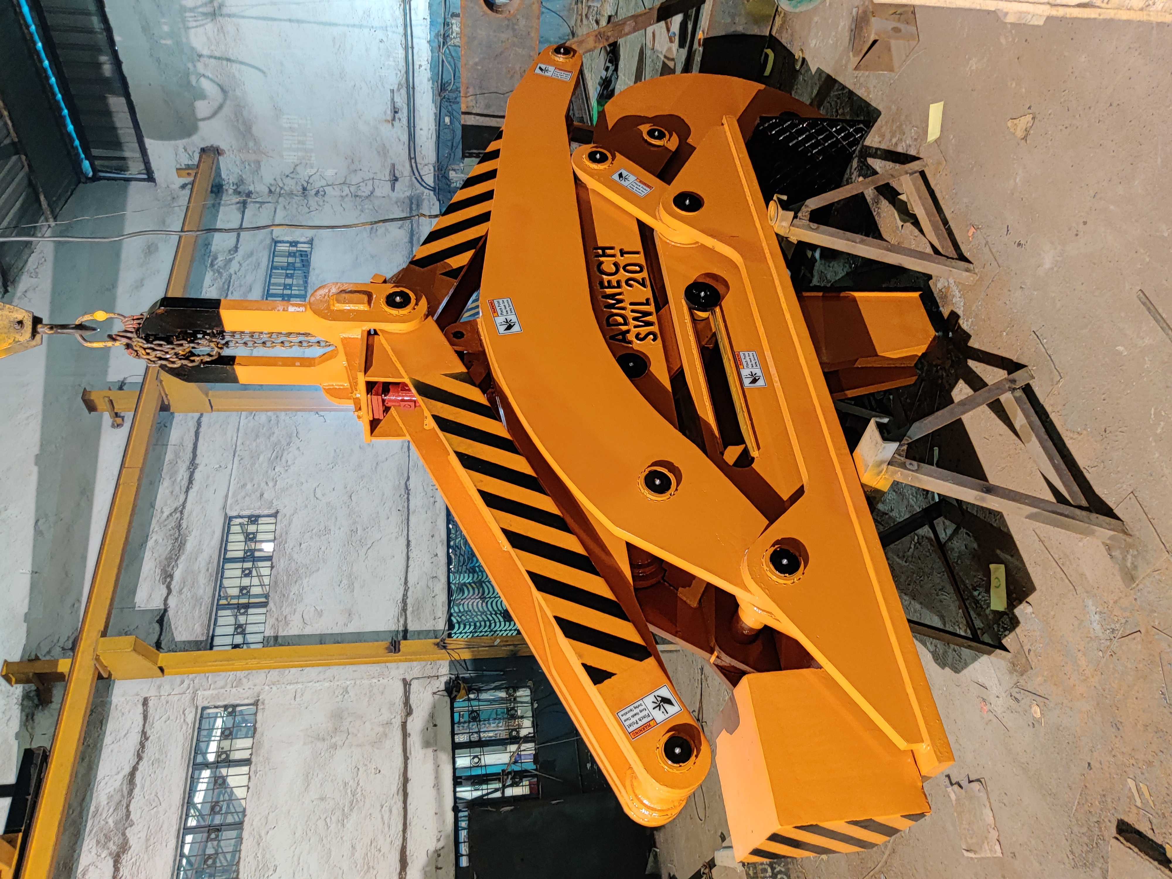 Coil Tong - Lifting Capacity: 2 To 45 Metric Ton