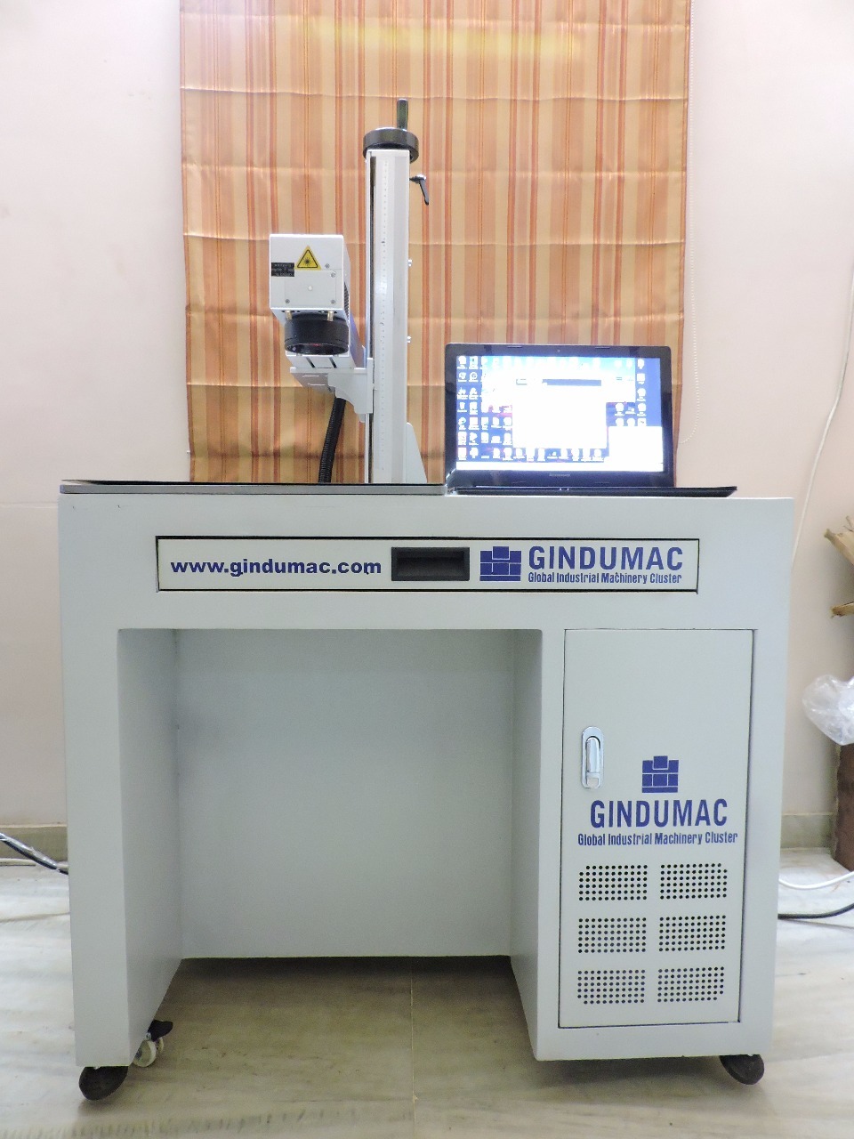 Laser Marking Machine - Accuracy: 0.02 Mm