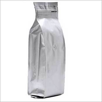 सीलबंद सादा पाउच