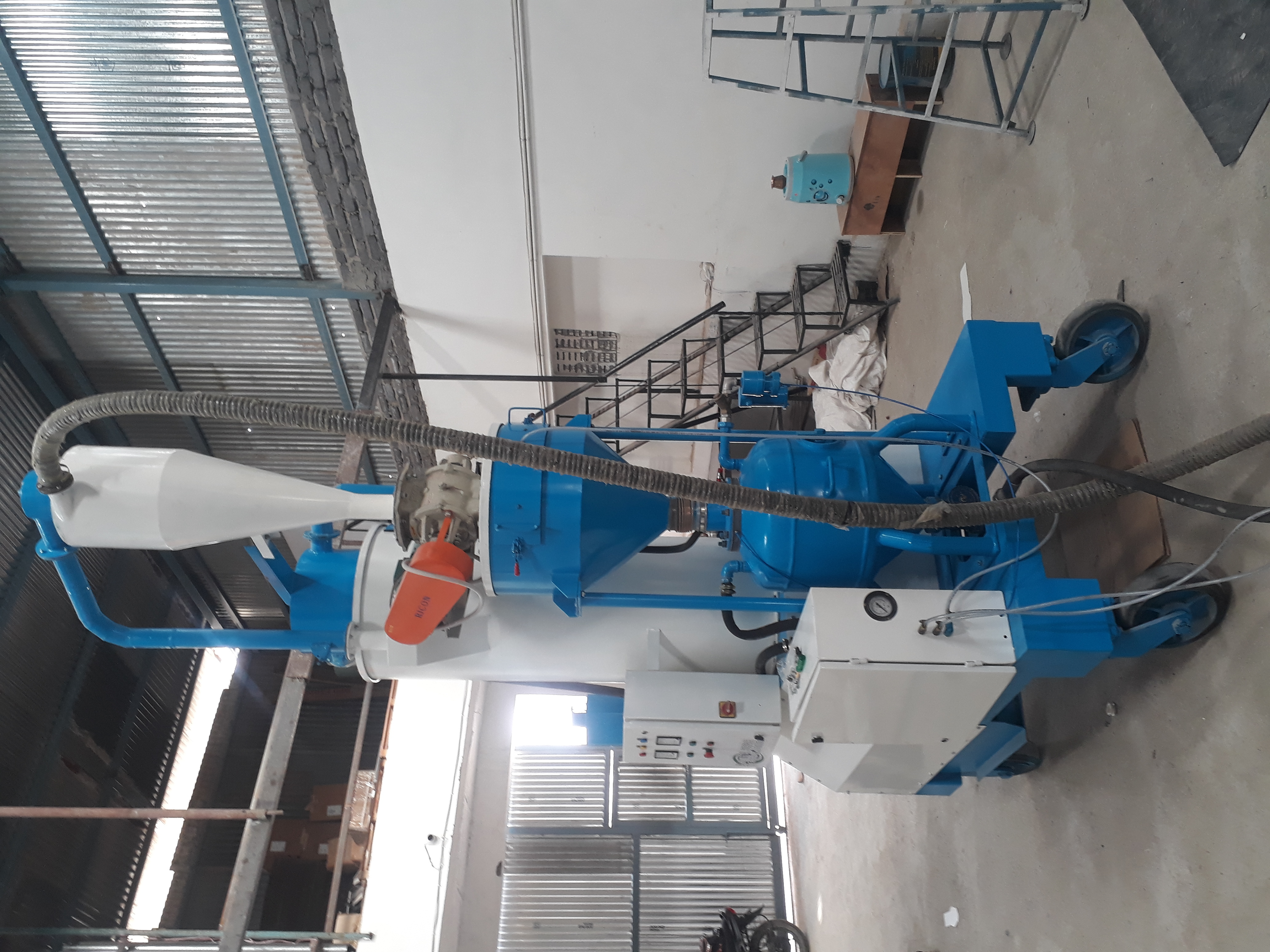 Automatic Vacuum Blasting Machine