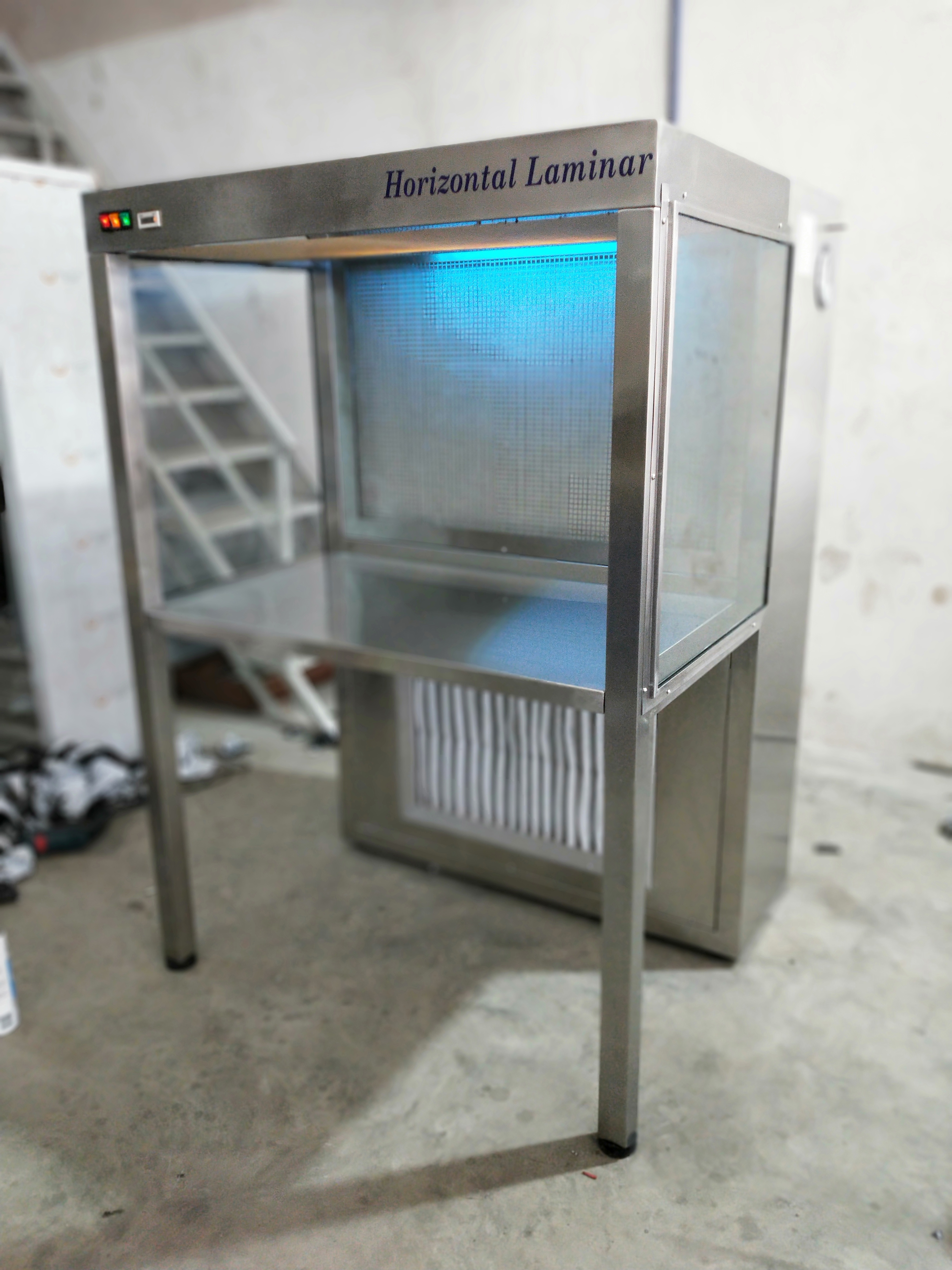 Vertical Laminar Airflow Bench - Stainless Steel, As Per Specific Requirement Dimensions | Hepa Filter System, Ideal For Pharmaceutical And Life Science Applications, Vertical Air Flow