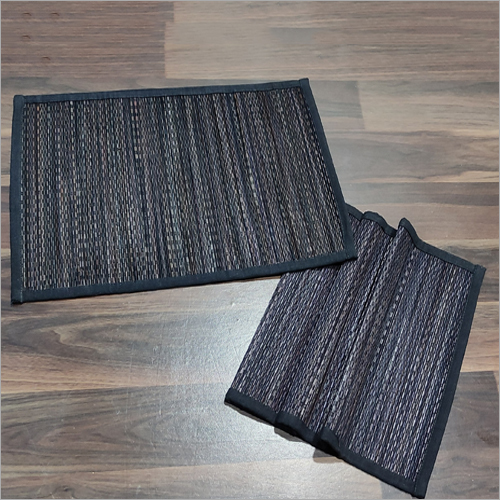 ब्लैक रेक्टैंगुलर कोकोनट स्टिक मैट