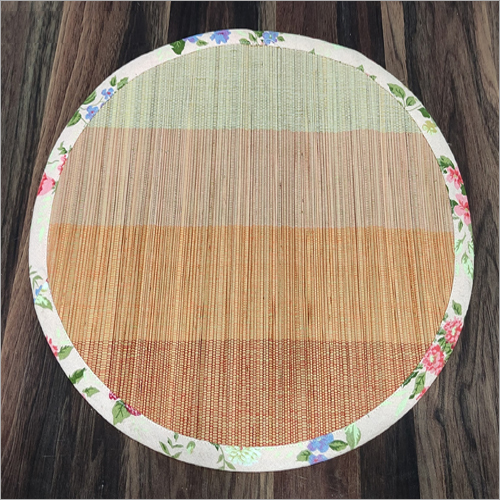 स्ट्रॉ राउंड कोस्टर