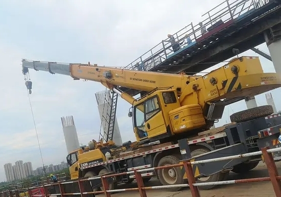 Xcmg Used Mobile Hydraulic Mobile Crane Application: Storage Yard