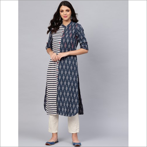 Ladies Blue Cotton Straight Kurti - Feature: Washable